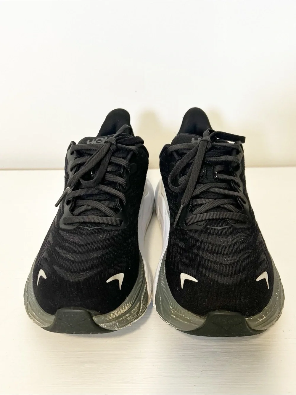 HOKA Arahi 6 Women's Running Shoes black